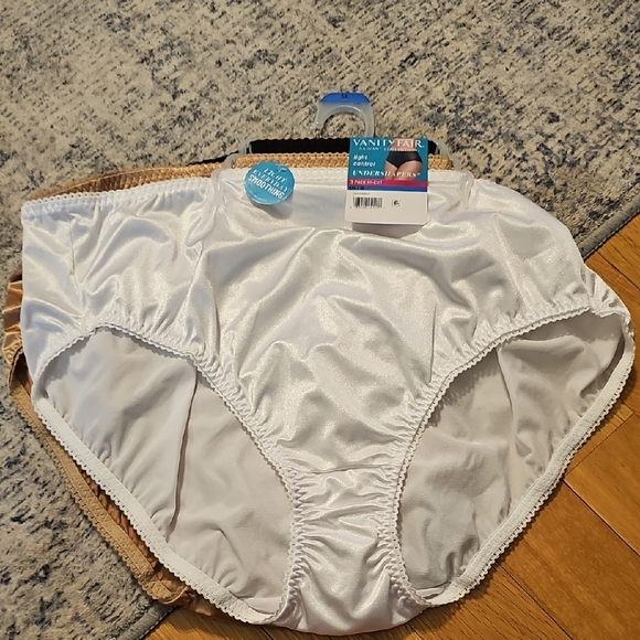 Vanity Fair Womens Plus Black/White and Tan Light Control Undershapers Underwear - Picture 1 of 4